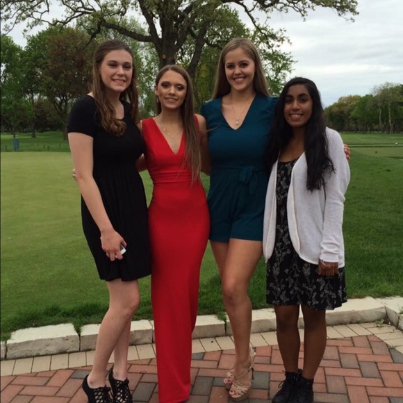 Red long prom dress from Windsor - Picture 5 of 7